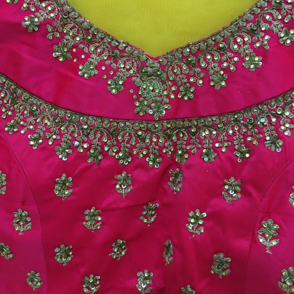 Lehenga in Yellow and Pink - Picture 10 of 16